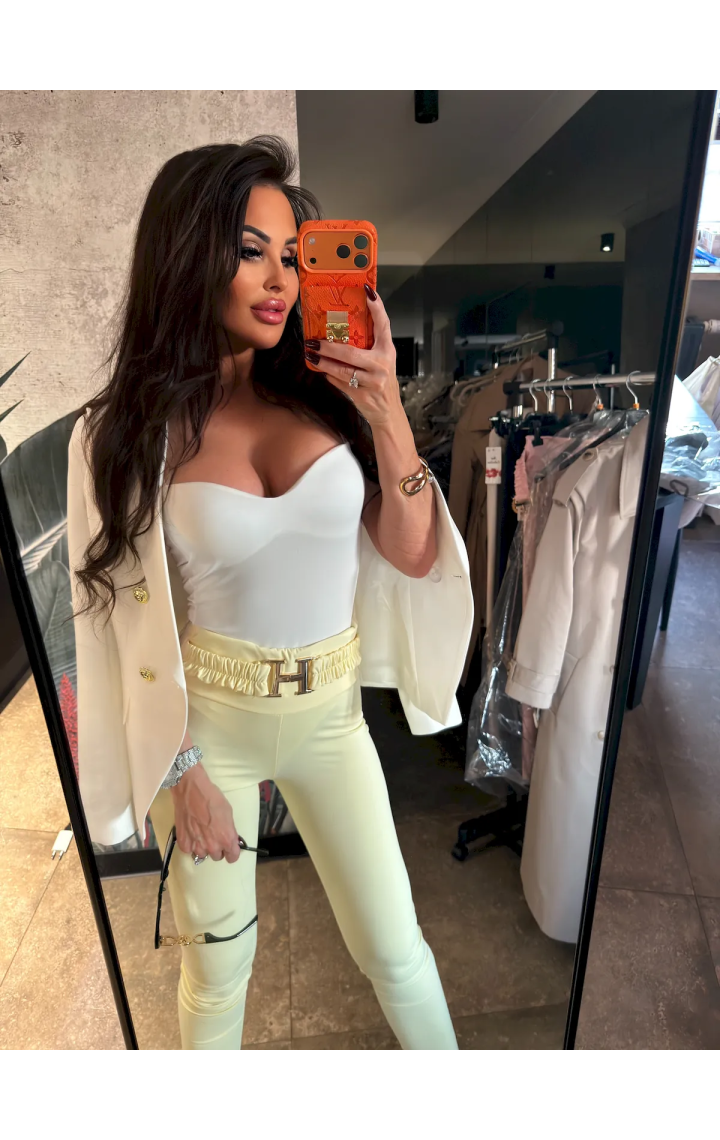 Legginsy z ozdobną klamerką H